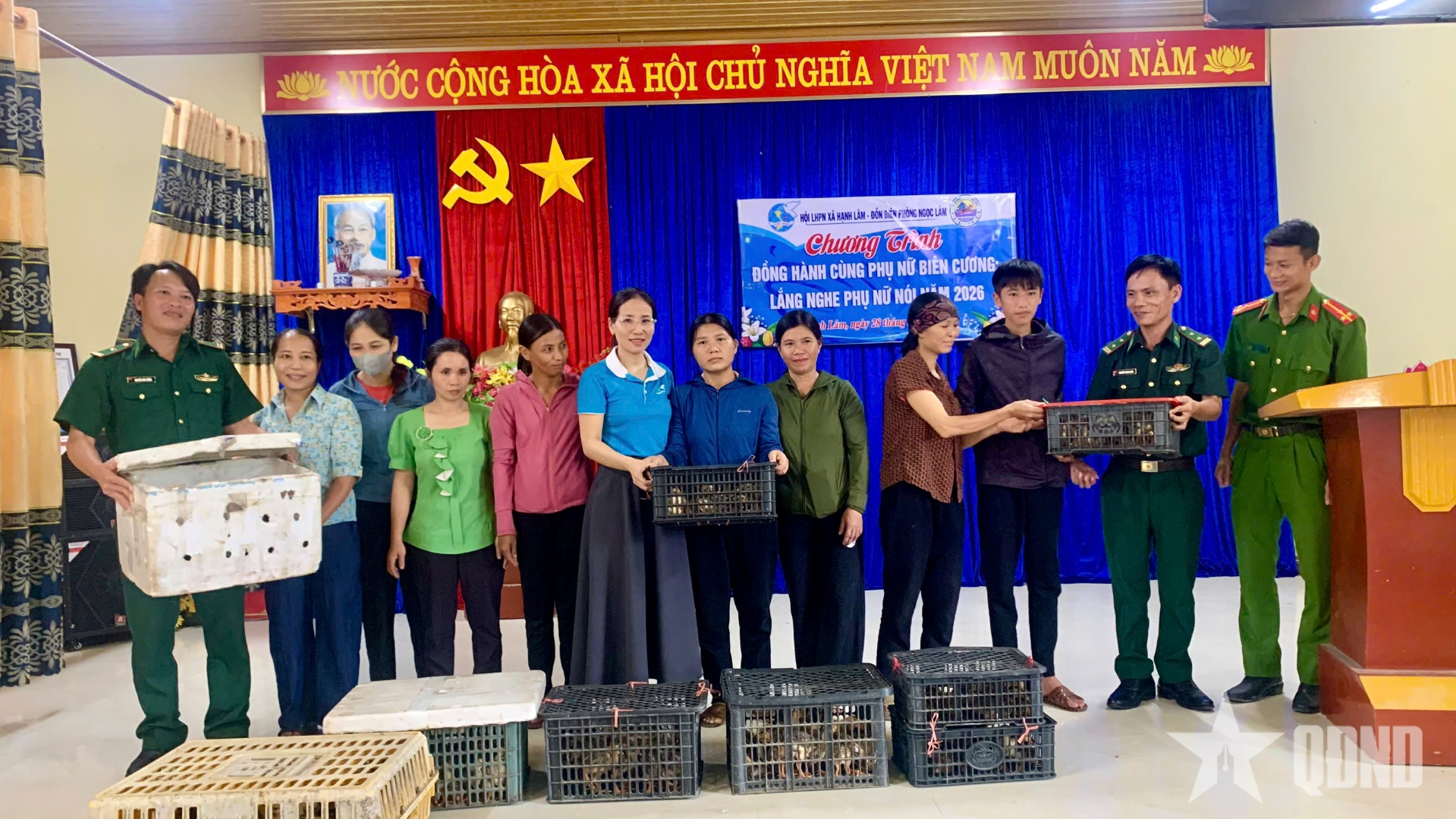 Để phụ nữ vùng biên biết tự bảo vệ mình